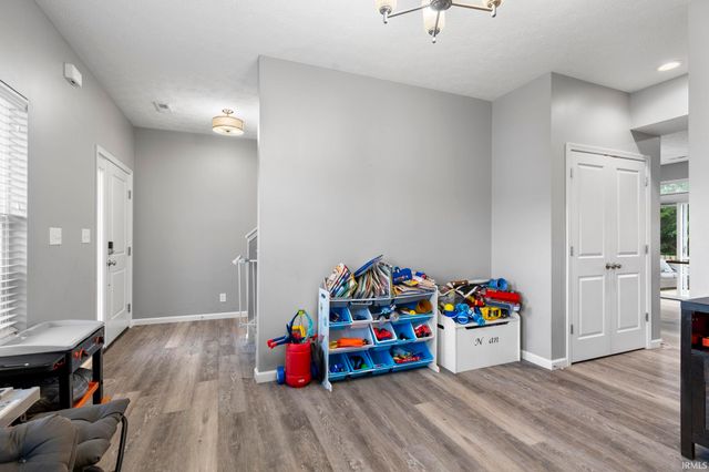 160 Wadsworth Court, Lafayette, IN 47905
