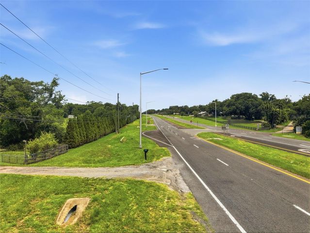 4155 N US HIGHWAY 17, Deland, FL 32720