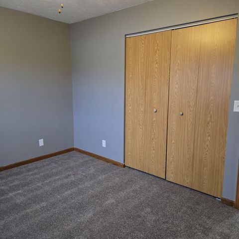 602 S 34TH Street, Council Bluffs, IA 51501