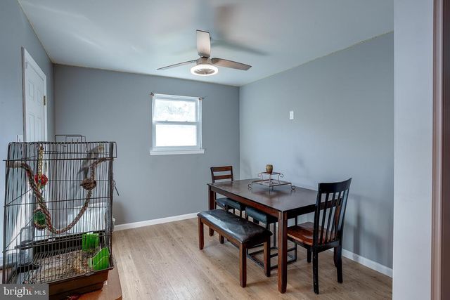 174 SCHOOLHOUSE LN, Mount Laurel, NJ 08054