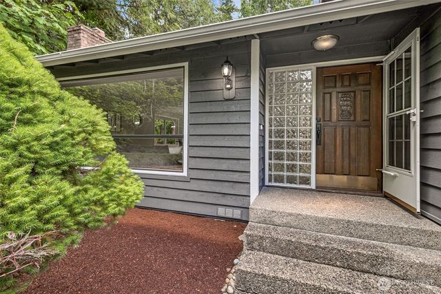 26055 SE 152 Street, Issaquah, WA 98027