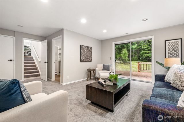 26055 SE 152 Street, Issaquah, WA 98027