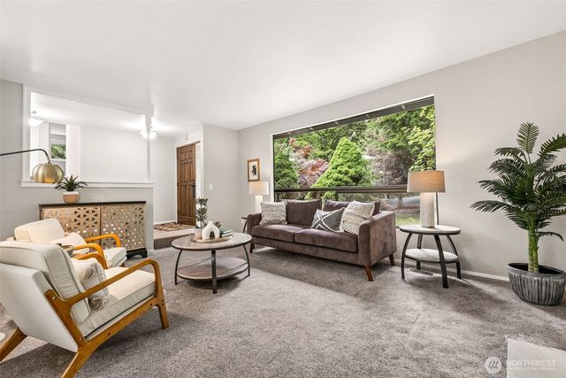 26055 SE 152 Street, Issaquah, WA 98027