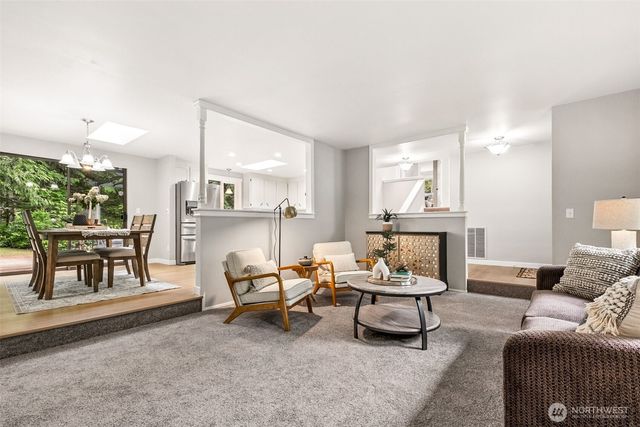 26055 SE 152 Street, Issaquah, WA 98027