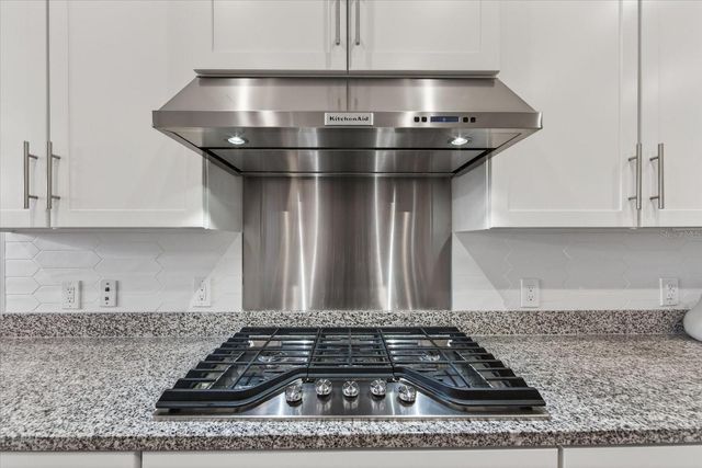 16915 LOUDON PLACE, Bradenton, FL 34202