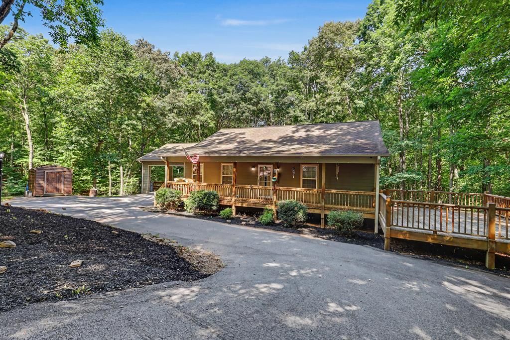55 Rolling Oaks Road, Murphy, NC 28906