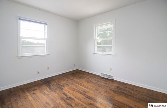 6634 Curtis Avenue, Omaha, NE 68104