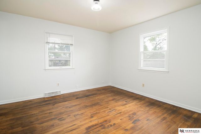 6634 Curtis Avenue, Omaha, NE 68104