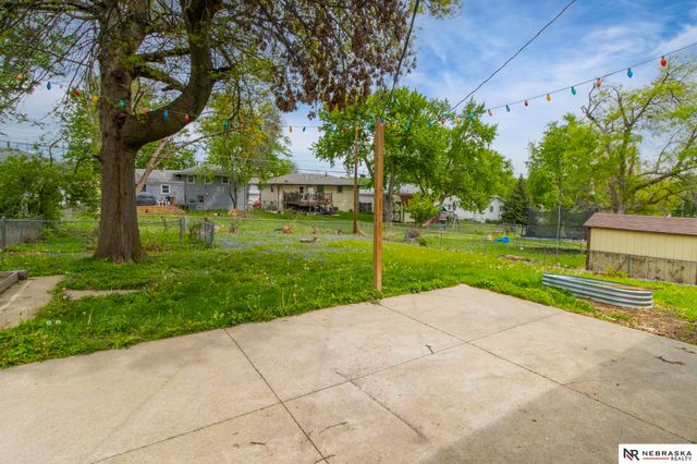6634 Curtis Avenue, Omaha, NE 68104