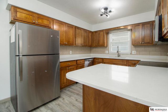 6634 Curtis Avenue, Omaha, NE 68104