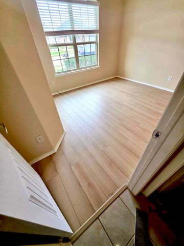 1100 Lake Woodland Drive, Little Elm, TX 75068