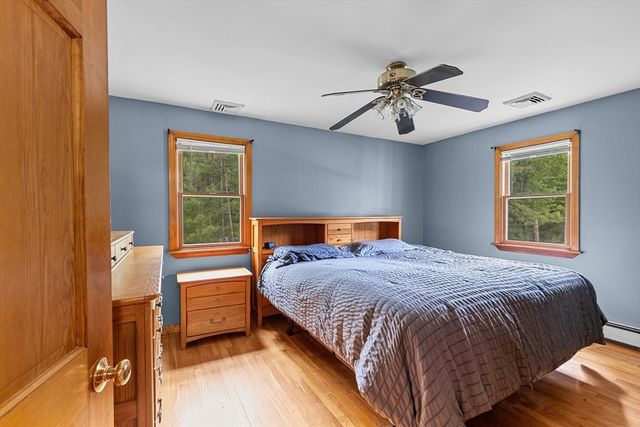 244-244A Holmes St, Halifax, MA 02338