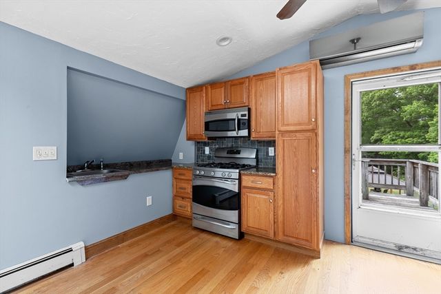 244-244A Holmes St, Halifax, MA 02338