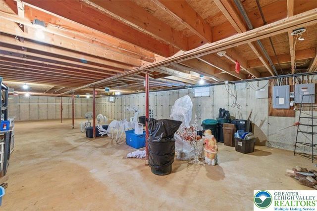 183 Dogwood Lane, Polk Twp, PA 18058