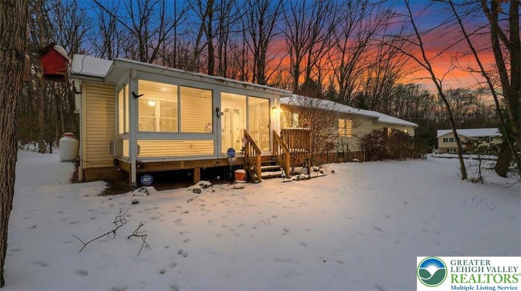 183 Dogwood Lane, Polk Twp, PA 18058