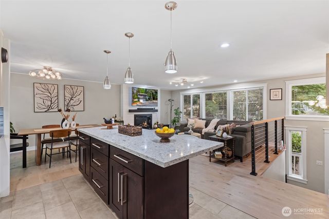 12017 106th Avenue NE, Kirkland, WA 98034