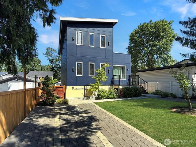 620 Stevens Avenue NW, Renton, WA 98507
