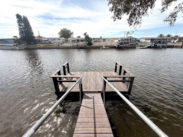 12611 1ST ISLE, Hudson, FL 34667