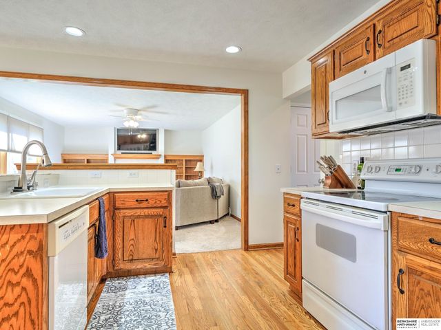 17631 Monroe Street, Omaha, NE 68135