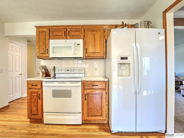 17631 Monroe Street, Omaha, NE 68135