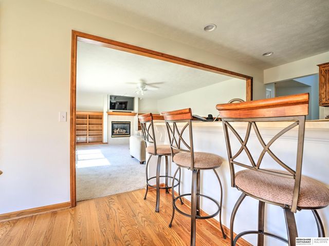 17631 Monroe Street, Omaha, NE 68135