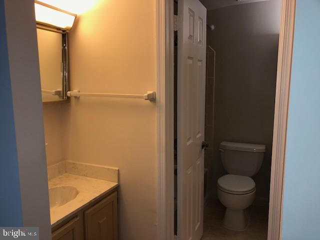 5803 PORTLAND DR, Woodbridge, VA 22193