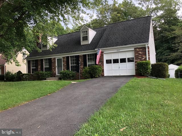 5803 PORTLAND DR, Woodbridge, VA 22193
