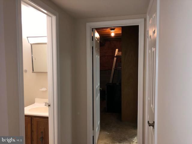 5803 PORTLAND DR, Woodbridge, VA 22193