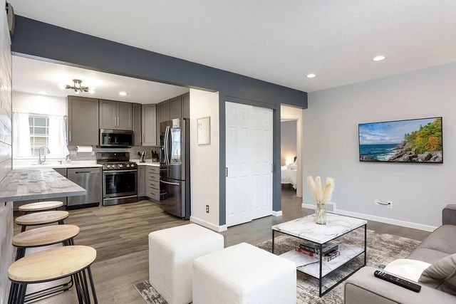 5656 Zane Avenue N, Crystal, MN 55429