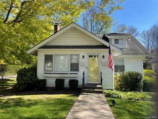 38 Sammis Street, Huntington, NY 11743