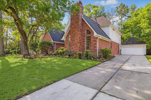5610 Lofty Magnolia Court, Kingwood, TX 77345