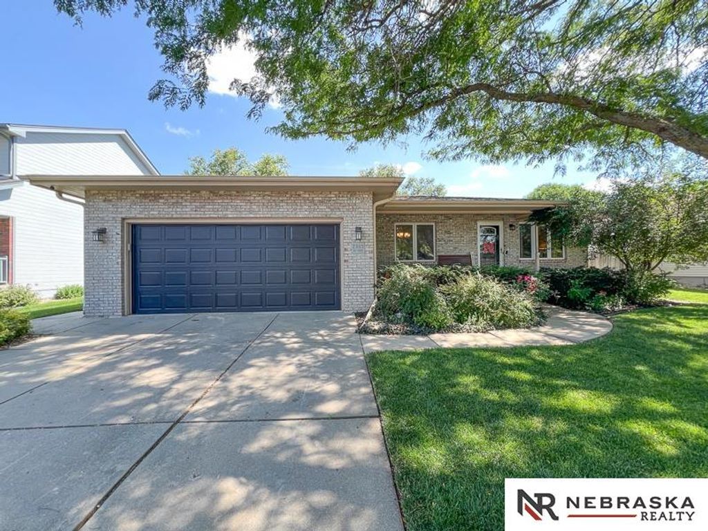 7515 Ali Drive, Lincoln, NE 68507