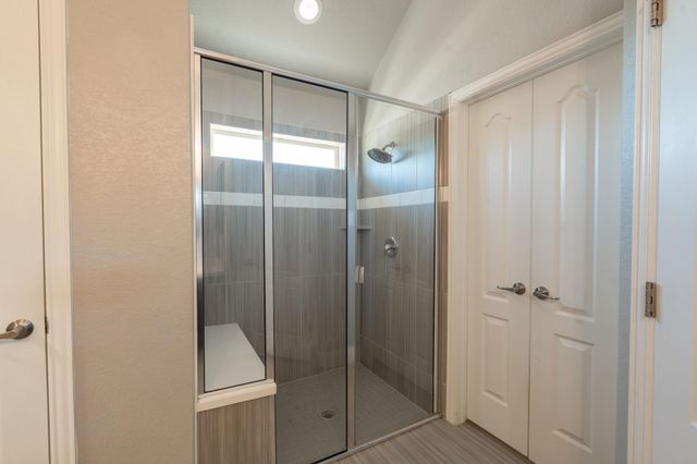 156 Pine Island LN, Leander, TX 78641