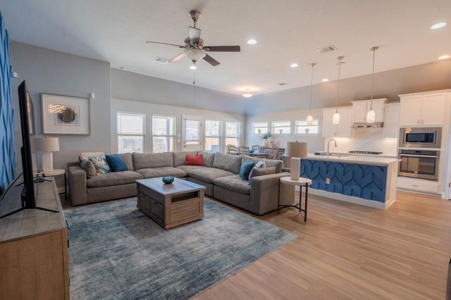 156 Pine Island LN, Leander, TX 78641