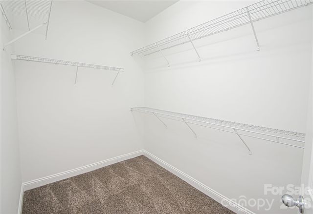 2725 Lakeview Circle, Matthews, NC 28105