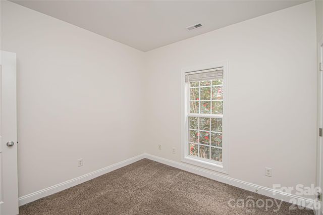 2725 Lakeview Circle, Matthews, NC 28105