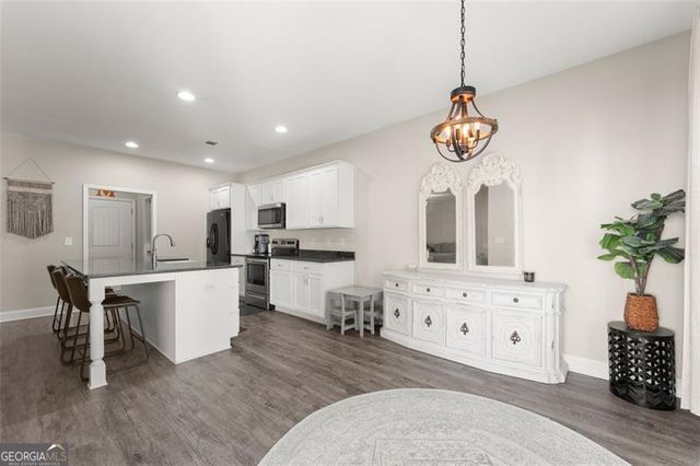 6357 Woodland Station Drive, Lula, GA 30554