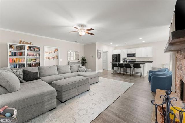 6357 Woodland Station Drive, Lula, GA 30554