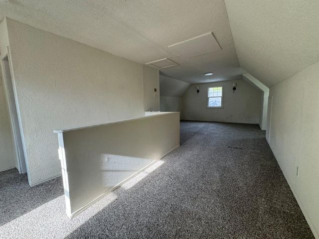 1323 W 29th Street, Independence, MO 64052