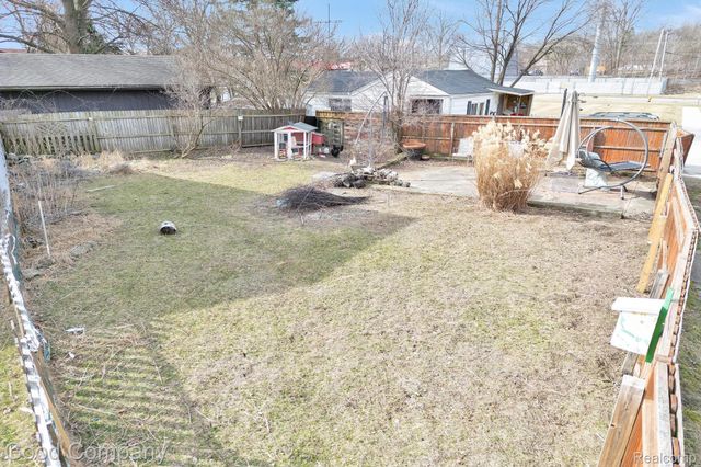 221 CENTER Street, Clio, MI 48420