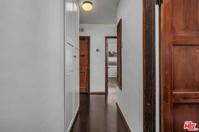 9859 Easton Drive, Beverly Hills, CA 90210