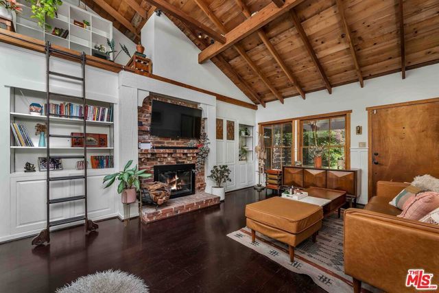 9859 Easton Drive, Beverly Hills, CA 90210