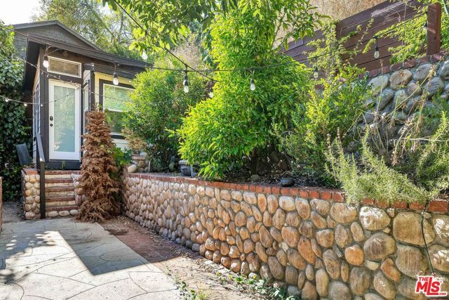 9859 Easton Drive, Beverly Hills, CA 90210