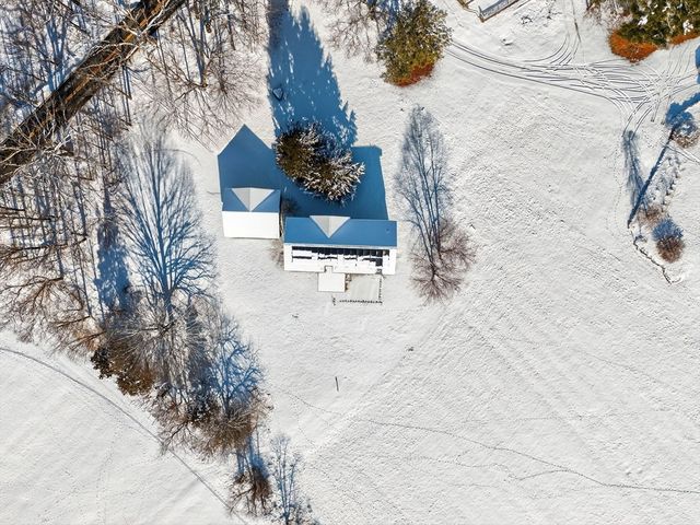 49 Powisset St, Dover, MA 02030