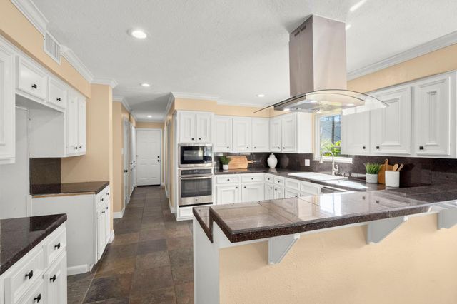 5906 Echo Lake Lane, Houston, TX 77069