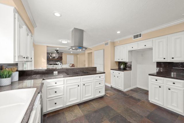 5906 Echo Lake Lane, Houston, TX 77069