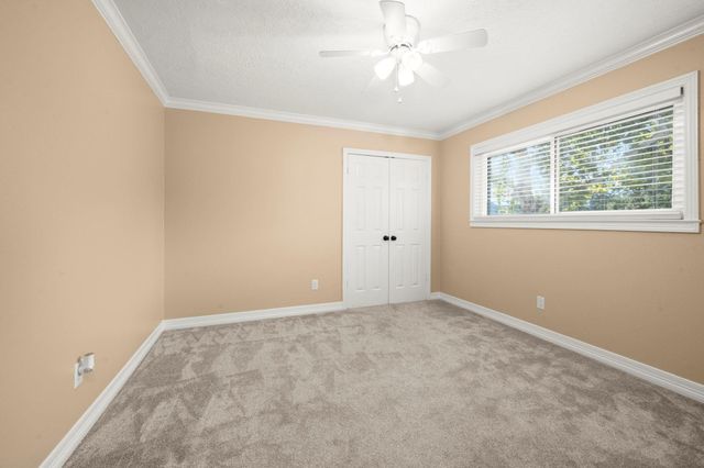 5906 Echo Lake Lane, Houston, TX 77069