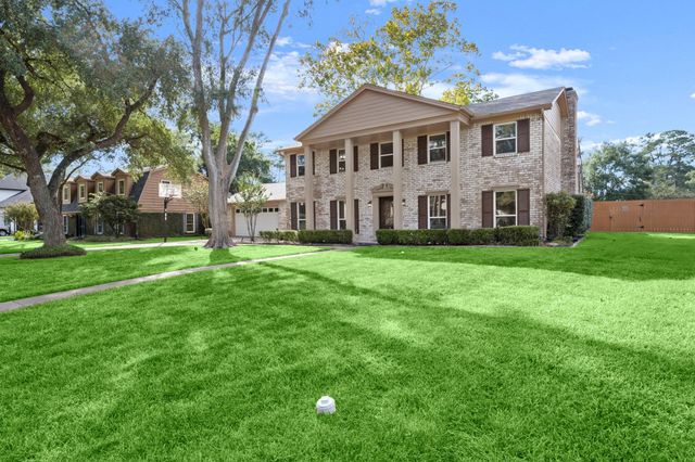 5906 Echo Lake Lane, Houston, TX 77069