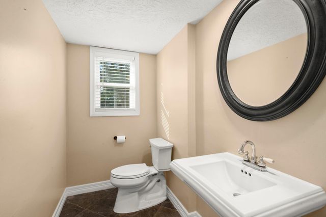 5906 Echo Lake Lane, Houston, TX 77069