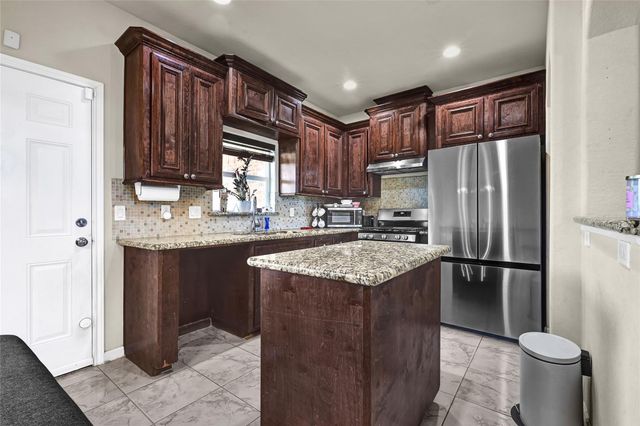 1522 Longley Street, South Houston, TX 77587